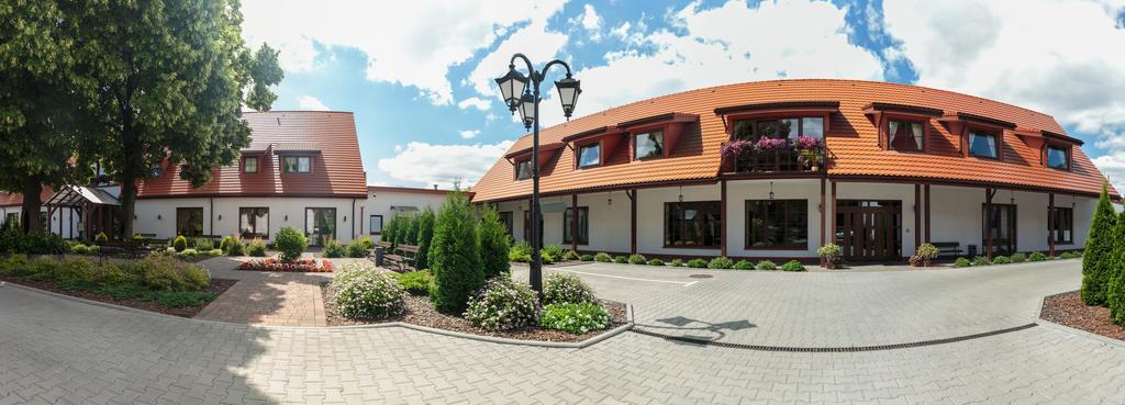 Hotel Folwark Zgierz Exterior photo